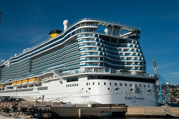 Quelles sont les initiatives locales pour promouvoir un tourisme responsable ?